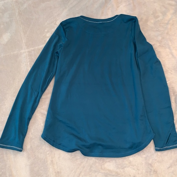 Top - Picture 3 of 4